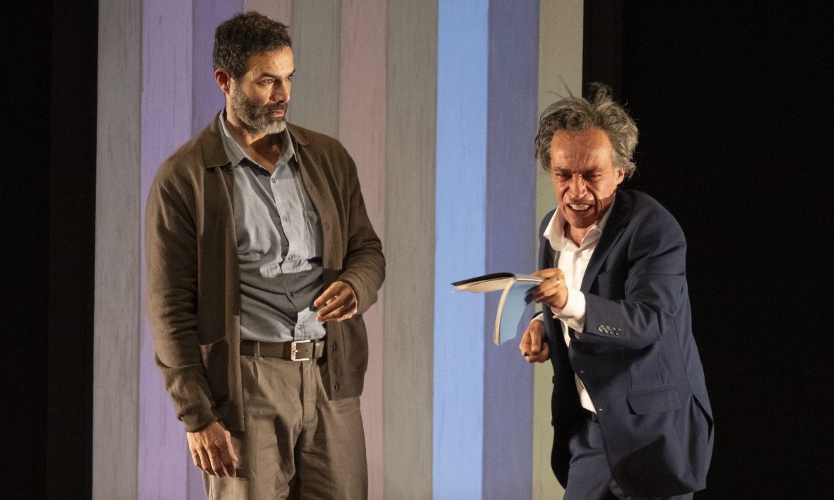 Por la punta de la nariz: mentira y política, sin&nbsp;pleonasmo